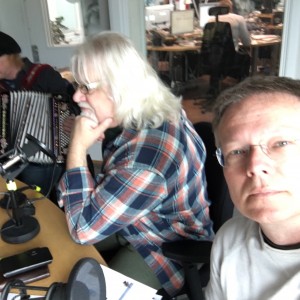 Jag var i radion idag med en kollega och pratade jobb. Kollegan heter Christer Schwartz och jobbar som diakon. 